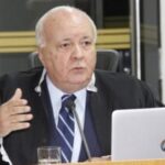 Carlos Pinna de Assis morre por insuficiência hepática