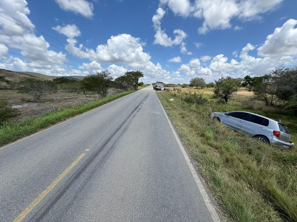 Acidente na SE-361 em Simão Dias