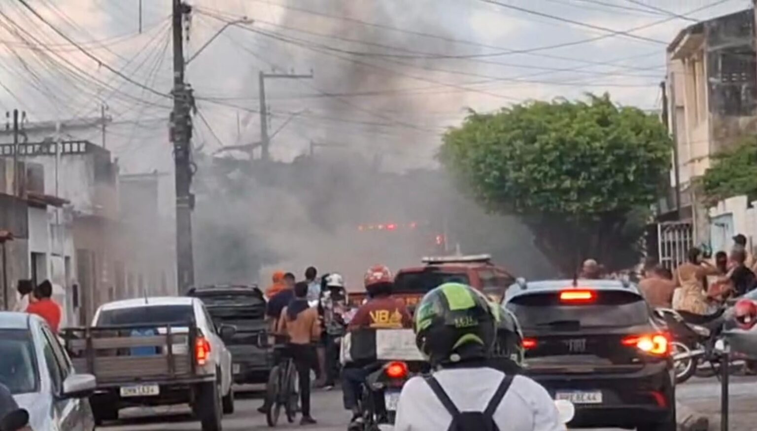 incêndio em veículo em Aracaju