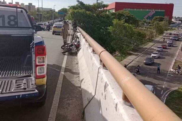 Viaduto da Avenida Tancredo Neves, em Aracaju, onde ocorreu o acidente