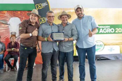 Governador Fábio Mitidieri recebe homenagem Honra ao Mérito Agro durante a Sealba Show 2026 em Sergipe