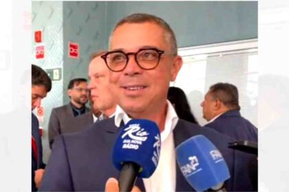 Governador Fábio Mitidieri durante anúncio sobre a compra total da Sergas em Sergipe