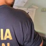 Agentes da Polícia Federal durante operação contra compra de votos em Sergipe