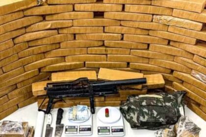 Drogas e arma apreendidas durante ação policial em Nossa Senhora do Socorro