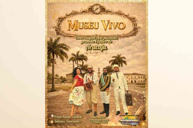 Atores caracterizados como personagens históricos em frente à Ponte do Imperador em Aracaju.