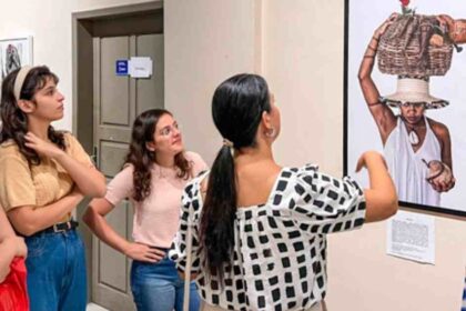 Obras da exposição Representatividades de Março no Corredor Cultural em Aracaju
