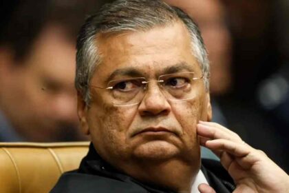 Ministro Flávio Dino STF fim aposentadoria compulsória juízes