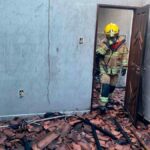 Viaturas do Corpo de Bombeiros de Sergipe atendendo ocorrência de incêndio no bairro Mosqueiro.