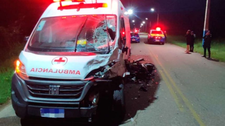 Viatura do Batalhão de Polícia Rodoviária Estadual (BPRv) em atendimento de ocorrência na rodovia SE-425.