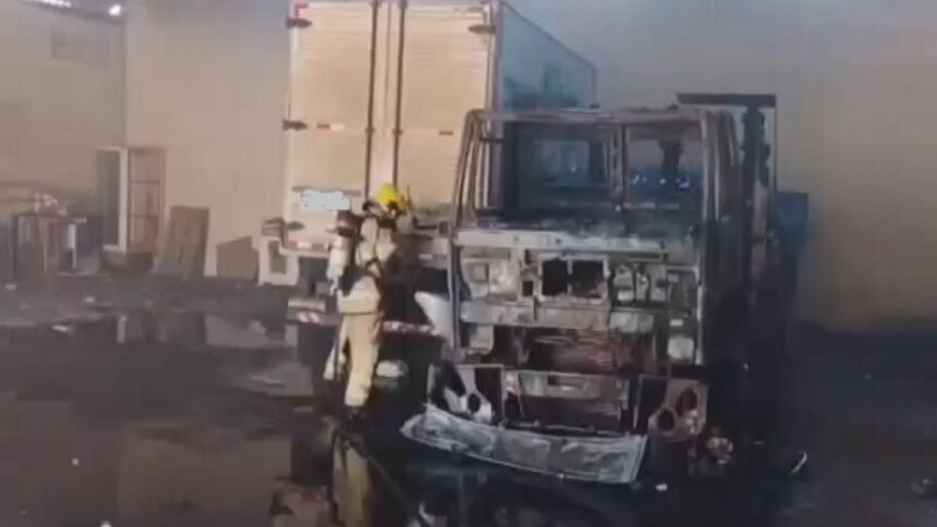 incêndio no bairro Pereira Lobo.