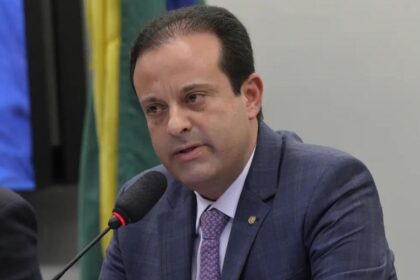 Candidato ao Senado por Sergipe André Moura em evento público.
