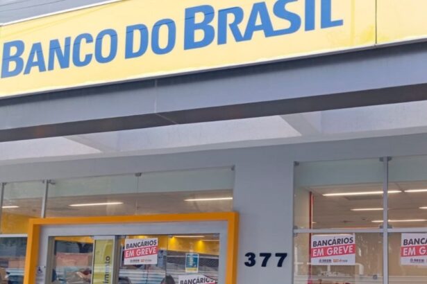 Agência do Banco do Brasil com fluxo normal de atendimento em Sergipe.