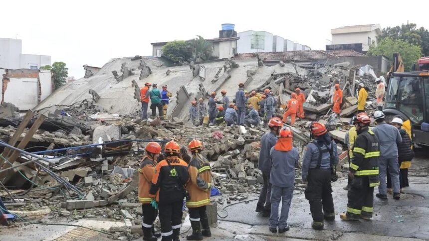 Defesa Civil e Corpo de Bombeiros em atendimento a ocorrência de sotobramento na Grande São Paulo.