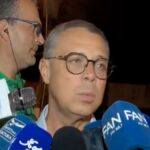Governador Fábio Mitidieri em coletiva de imprensa sobre a situação hídrica de Sergipe.