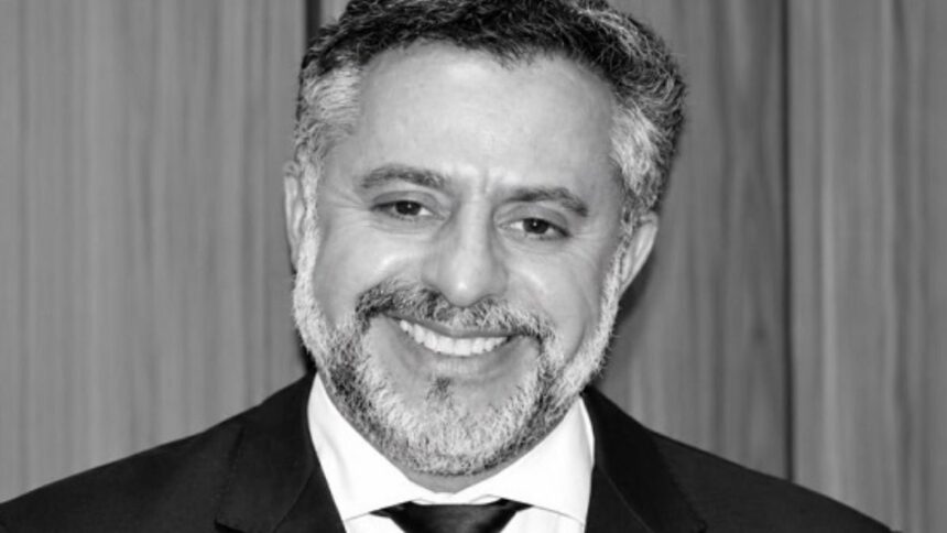 Fotografia do promotor de Justiça José Rony Silva Almeida.