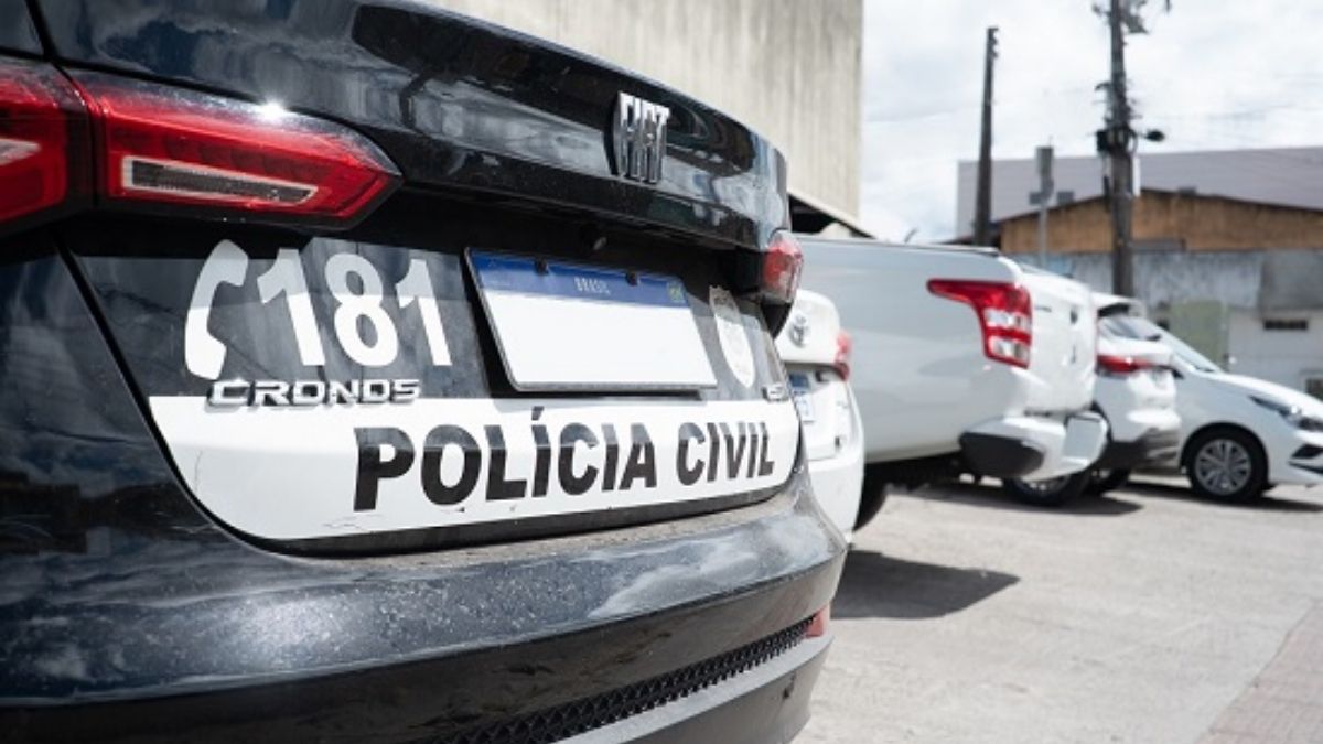 Viatura da Polícia Civil