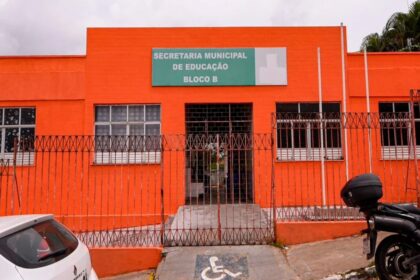 facahada da secretaria de educação